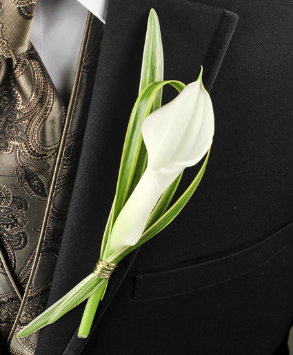 This boutonniere is simple, yet elegant with the calla lily. 